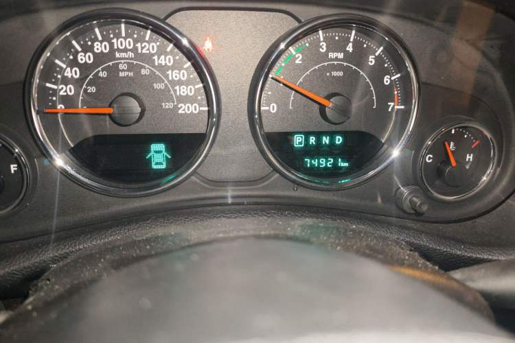 Used Jeep Wrangler 2015 3.0L Sahara Four-Door Edition
