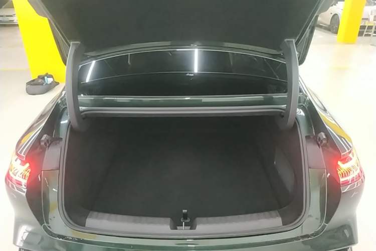 Used Geely Galaxy 8 2025 130km EM-P Starship Edition Trunk