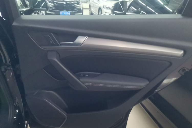 Used Audi Q5L 2022 40T Luxury Dynamic Model
