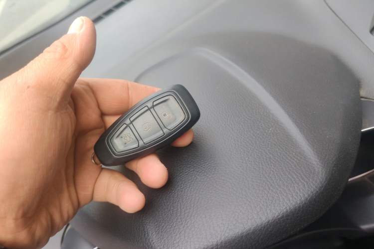 Used Ford Kuga 2013 2.0L GTDi Four-Wheel-Drive Sport Model
