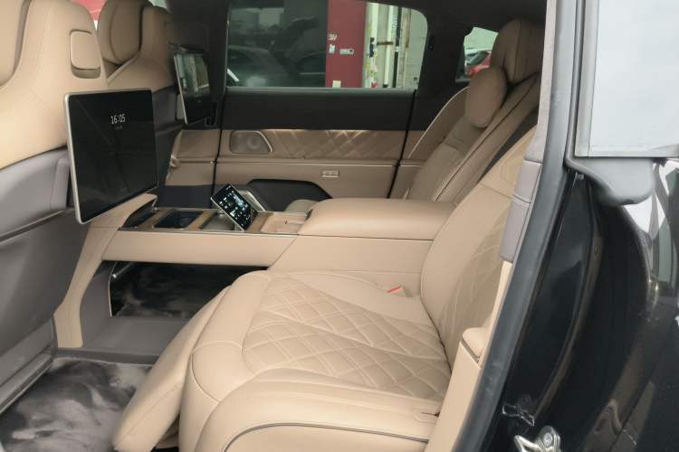 Used Nio ET9 2025 100kWh Signature Edition