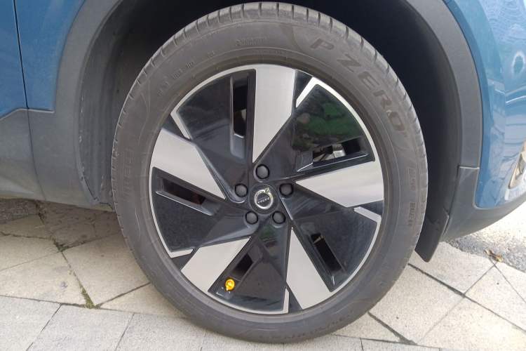 Used Volvo C40 2024 Long-Range Version