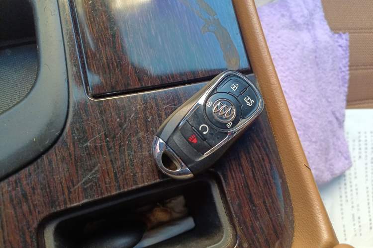 Used Buick LaCrosse 2016 20T Elite Edition Vehicle Key