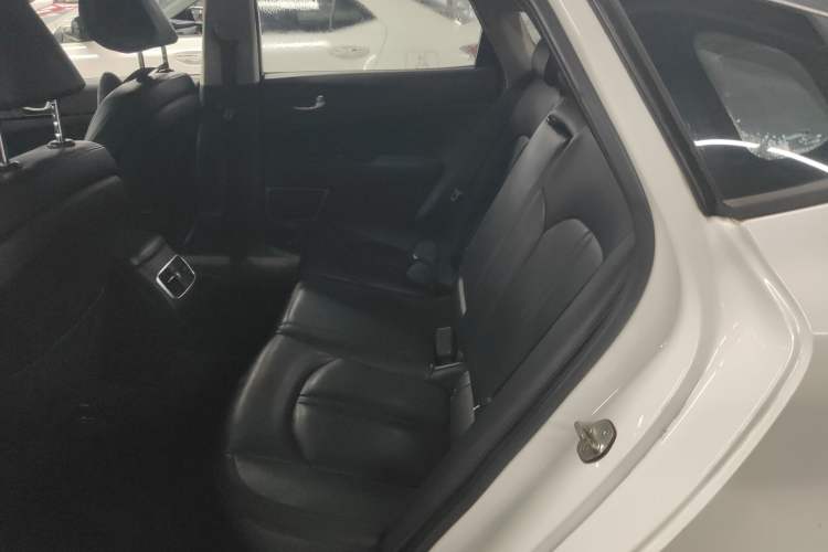 Used Kia K5 2016 1.6T Automatic LUX