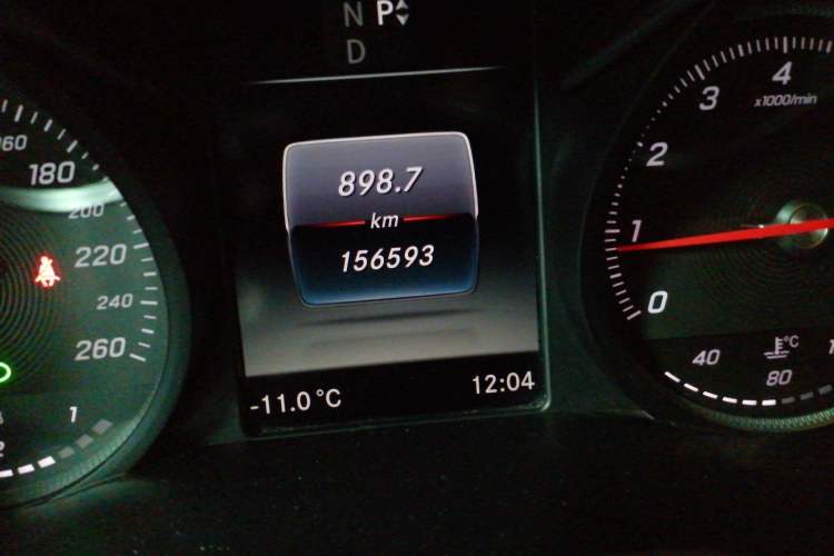 Used Mercedes-Benz V-Class 2017 V 260 Avantgarde Edition