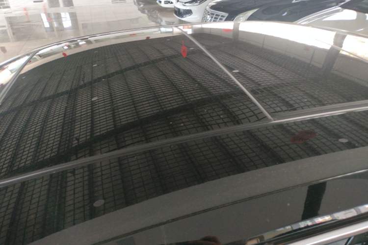 Used Volkswagen Magotan 2018 330TSI DSG Advanced Model Roof