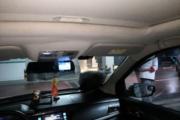 Used CHANGAN KAICHENG Oushang A600 2016 1.5L Manual Luxury 7-Seater