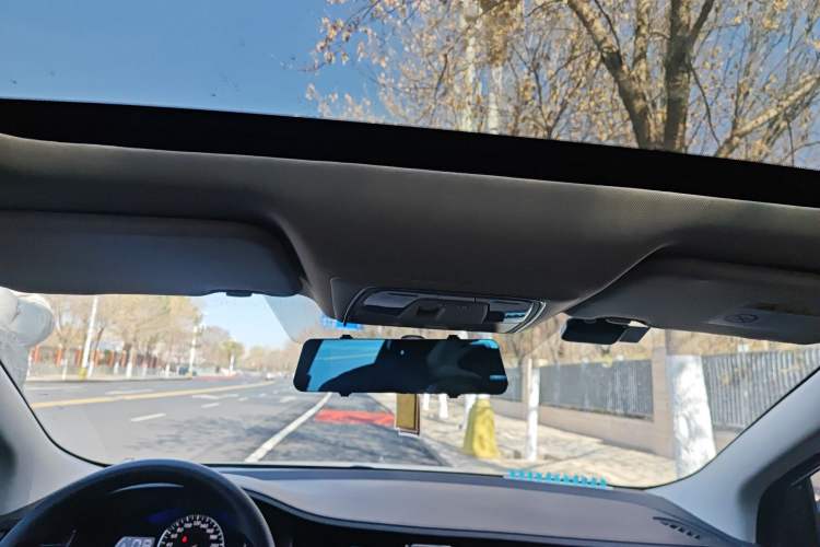 Used Venucia D60 2021 PLUS 1.6L XE CVT Trendy Edition Headliner