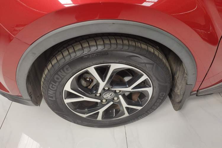 Used Toyota C-HR 2018 2.0L Leading Edition China VI