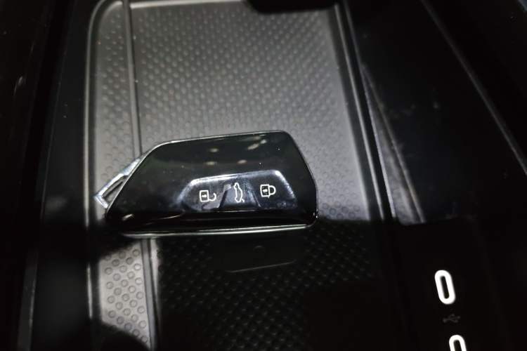 Used Volkswagen ID.4 X 2022 Smart Enjoyment Long-Range Edition