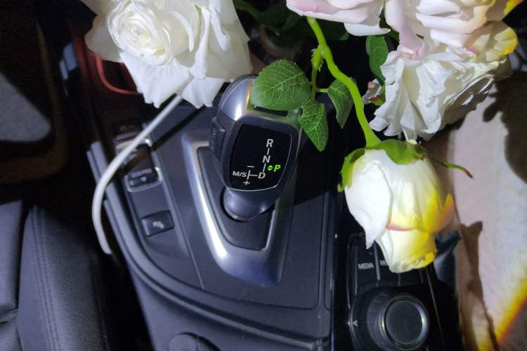 Used BMW 3 Series GT 2018 320i Sport Edition
