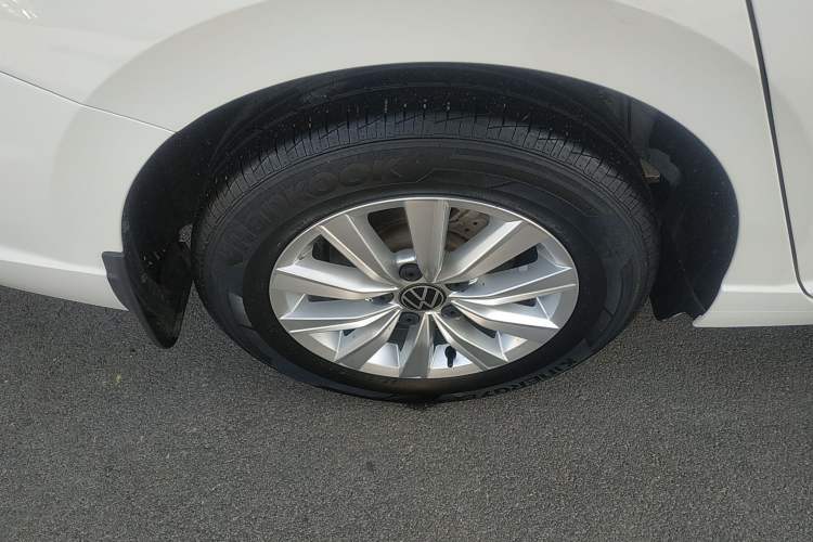 Used Volkswagen Lavida 2022 1.5L Automatic Fashion Edition