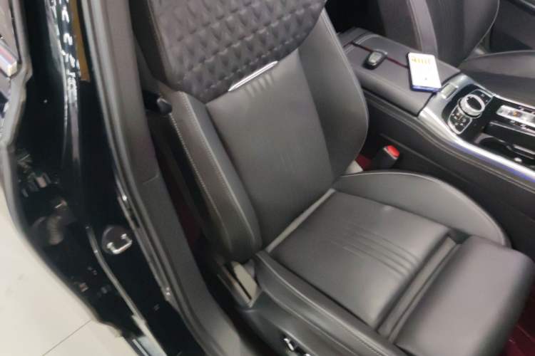 Used Hongqi H9 2020 2.0T Smart Connect Flagship Edition
