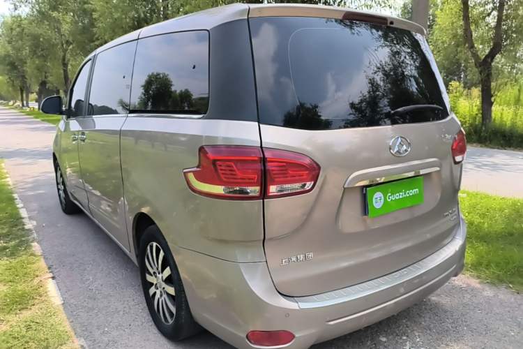 Used SAIC MAXUS G10 2014 2.0T Automatic Executive Edition