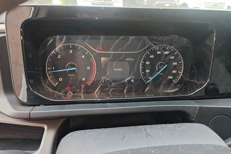 Used Ford Transit T8 2024 T8 2.0T Diesel Manual Mid-axle Mid-roof 6-seater Multi-function Version 2/2/2 Instrument Cluster