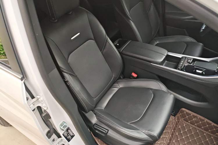 Used SAIC MAXUS G50 2023 PLUS 1.5T Automatic Cruise Version Right Front Seat