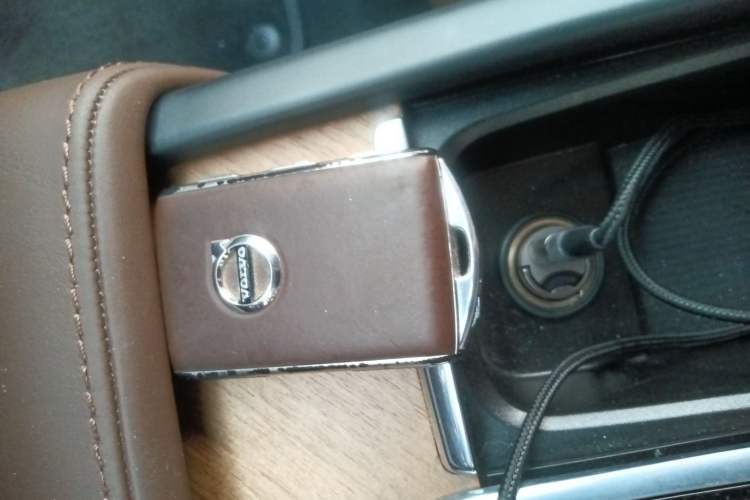 Used Volvo S90 2020 Facelift T5 Smart Luxury Edition