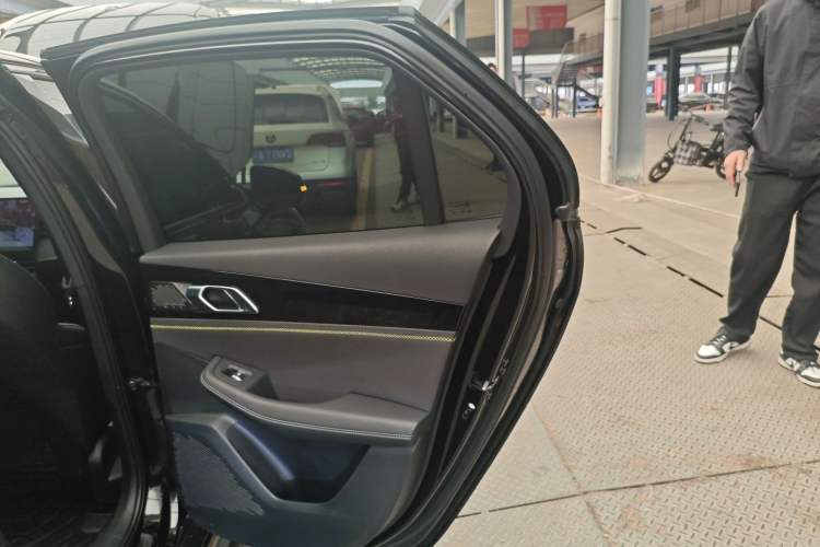 Used Lynk & Co 03 2023 2.0TD DCT JingPro