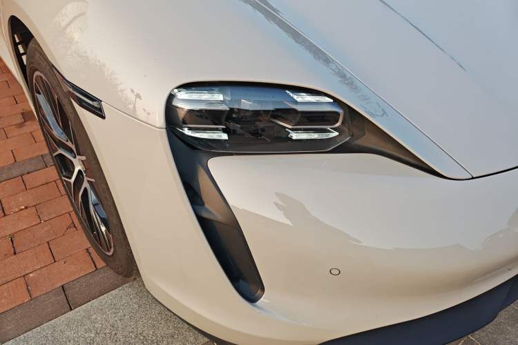 Used Porsche Taycan 2022-Year Updated Taycan Right Front Headlight