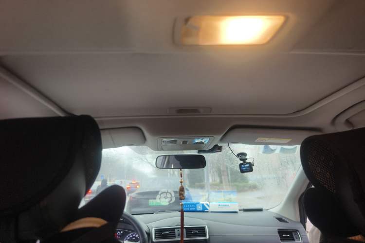 Used Nissan Tiida 2016 1.6L CVT Cool Dynamic Edition
