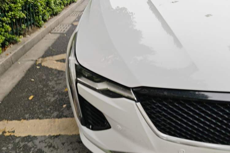 Used Cadillac CT4 2022 28T Fashion Edition Right Front Headlight