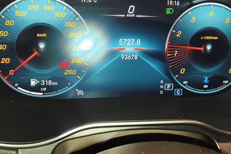 Used Mercedes-Benz GLC 2020 Facelift GLC 260 L 4MATIC Luxury Edition