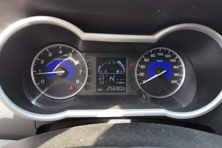 Used Dongfeng Aeolus AX3 2016 1.5L Automatic Shangkue Model