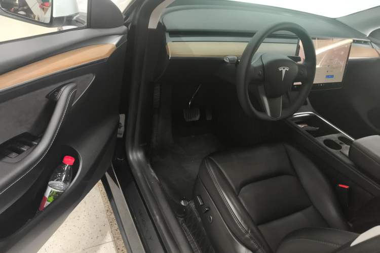 Used Tesla Model Y 2022 Revised Version Rear-Wheel Drive Driver Seat