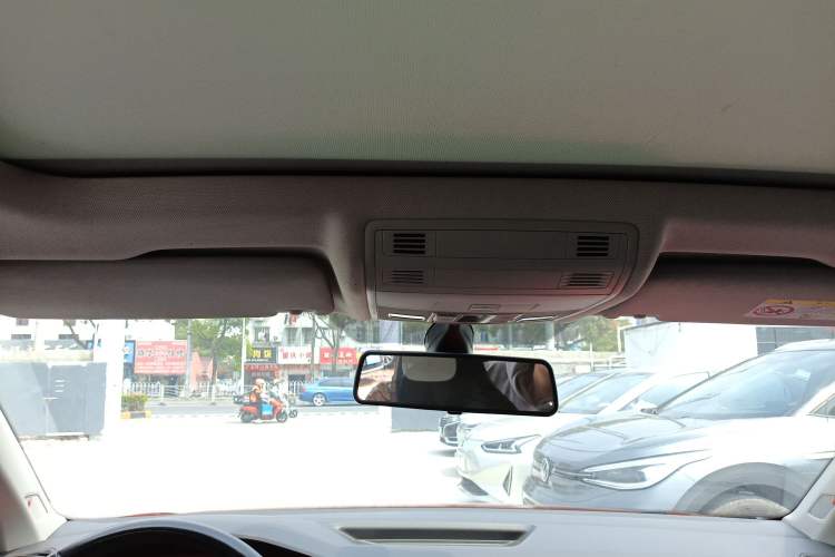 Used Volkswagen T-Cross 2019 280TSI DSG Luxury Edition Headliner