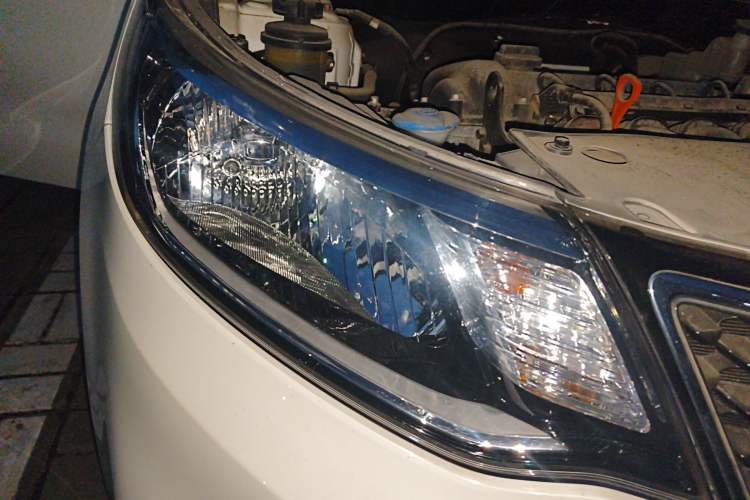 Used Kia K2 2015 Hatchback 1.4L AT GLS Cool Edition
