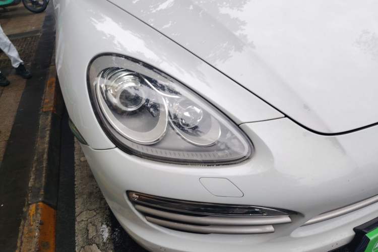 Used Porsche Cayenne 2011 Cayenne 3.0T Right Front Headlight