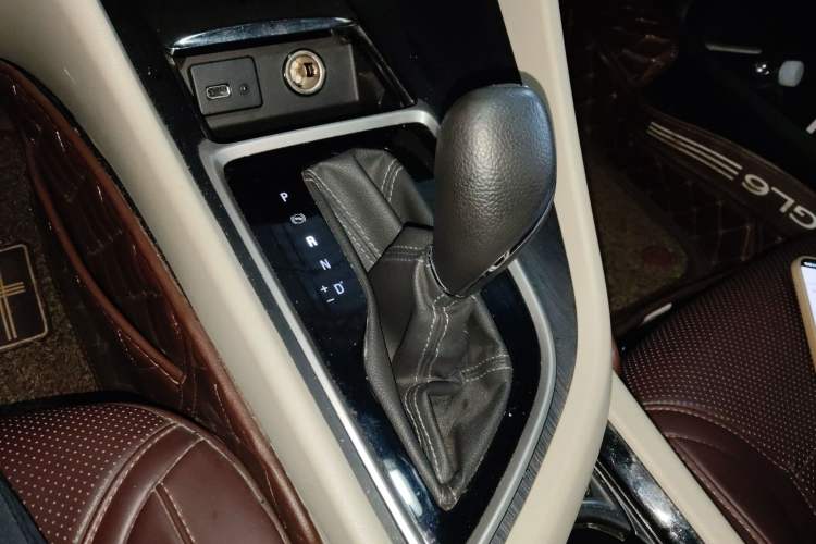 Used Buick GL6 2018 18T 6-Seater Elite Model
