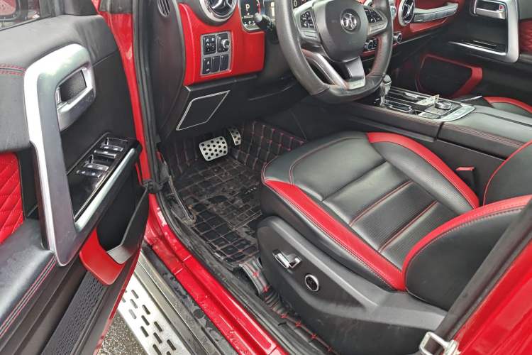 Used BAIC Off-Road BJ40 2018 PLUS 2.3T Automatic Four-Wheel Drive Flagship Version China V Emission Standard
