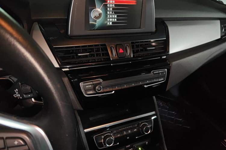 Used BMW 2 Series Active Tourer 2016 218i Fashion Model