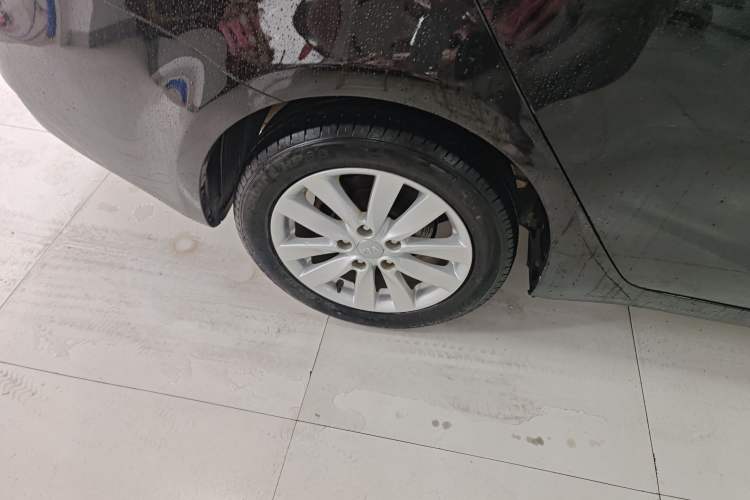 Used Kia K3 2015 1.6L Automatic GLS