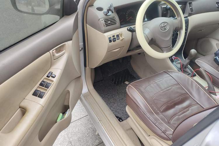 Used Toyota Corolla EX 2011 1.6L Manual Classic Edition
