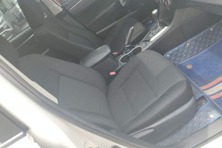 Used Toyota Levin 2014 1.6G CVT Elite Edition Right Front Seat