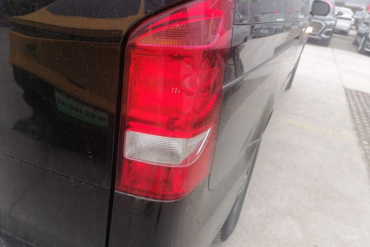 Used Mercedes-Benz Vito 2021 2.0T Business Version 7 Seats
