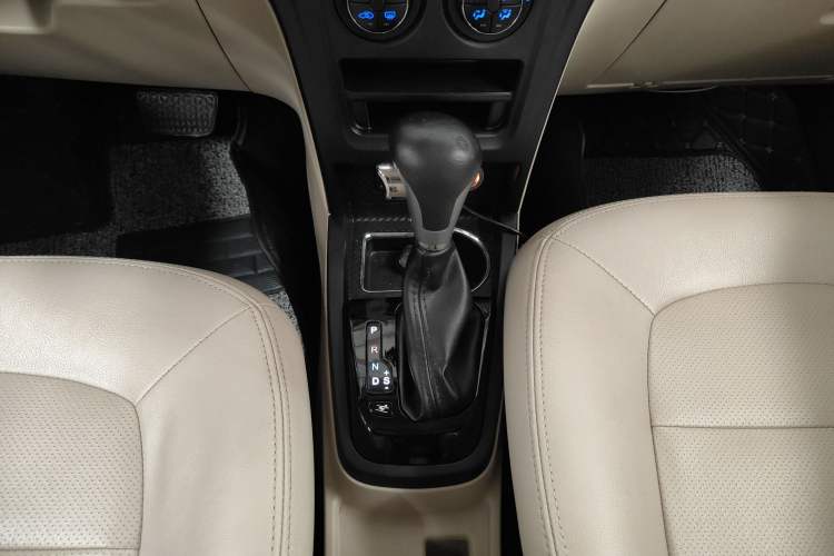 Used FAW Yingzhi G3 2015 1.5L CVT Zhihao Edition
