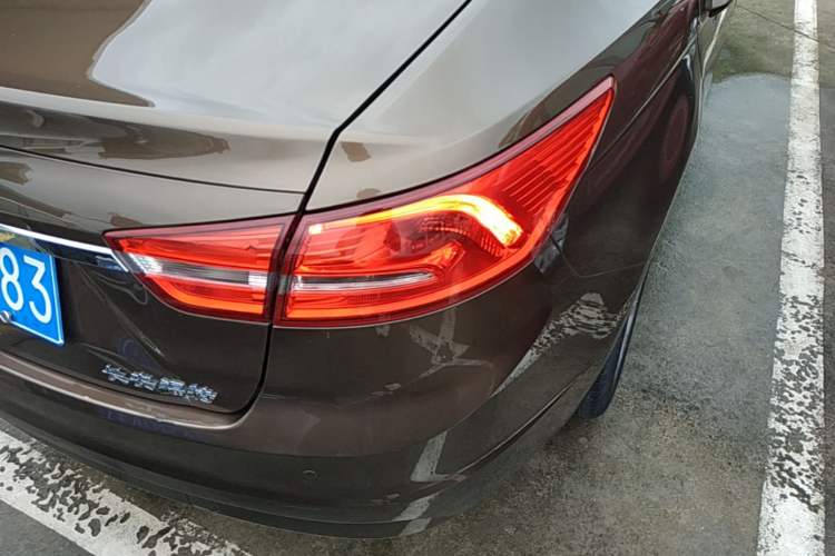 Used Ford Escort 2015 1.5L Automatic Fashion Model