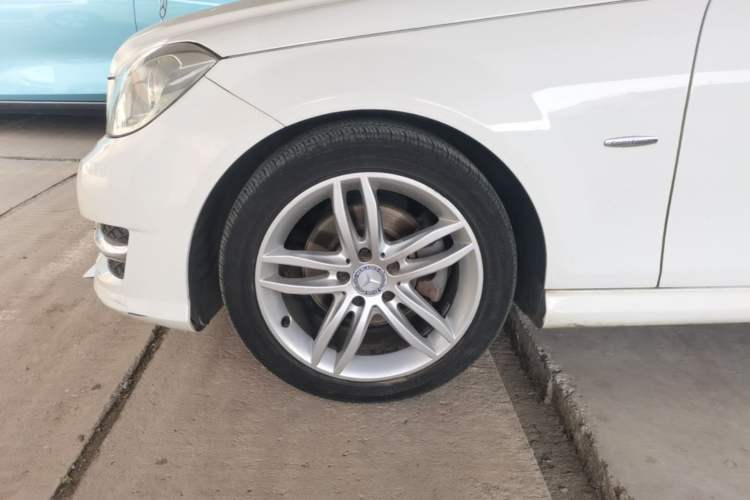 Used Mercedes-Benz C-Class 2013 C 180 Classic Grand Edition
