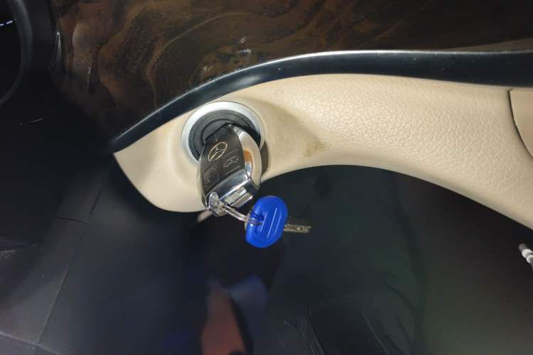 Used Mercedes-Benz V-Class 2018 V 260 L Prestige Extended Version China V Vehicle Key