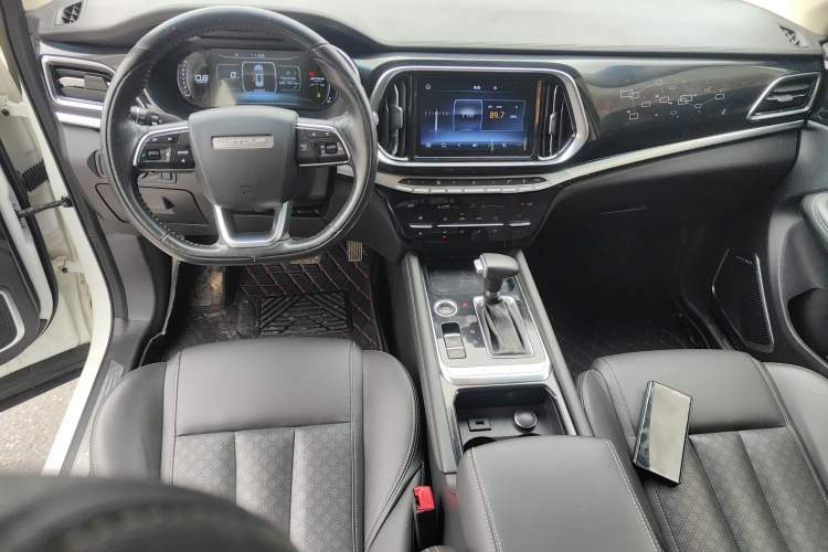 Used JETOUR X90 2019 1.5T Automatic Smart Enjoyment 7-Seater China V Emission Standard Center Console