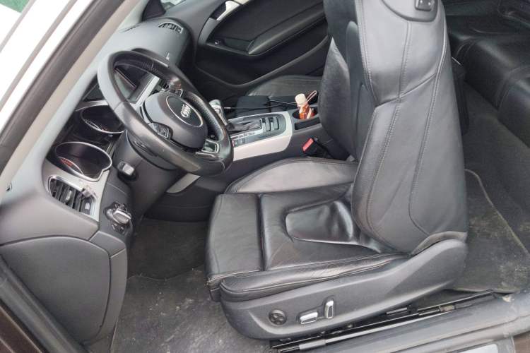 Used Audi A5 2016 Facelift Coupe 35 TFSI Ambition Edition Left Front Seat