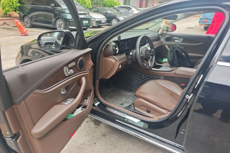 Used Mercedes-Benz E-Class 2019 Facelifted E 300 L Stylish Version
