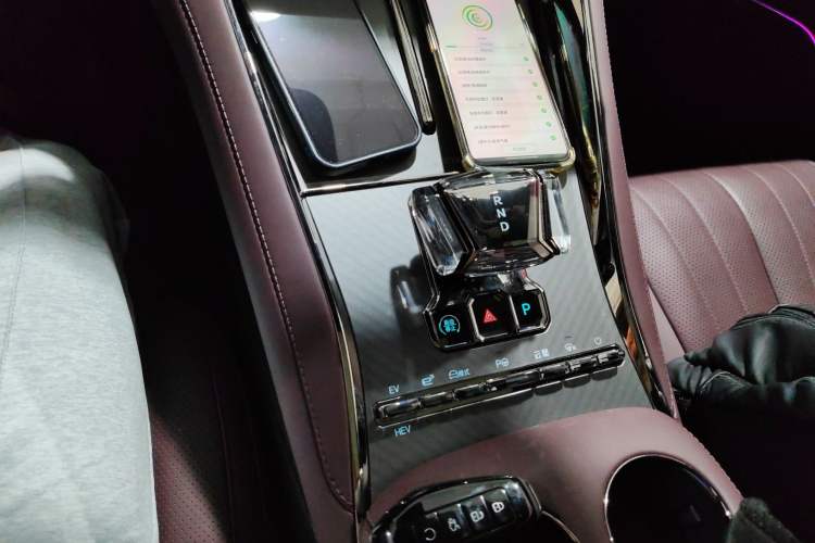 Used Denza Z9GT 2024 1100 Four-Wheel Drive Ultra Version