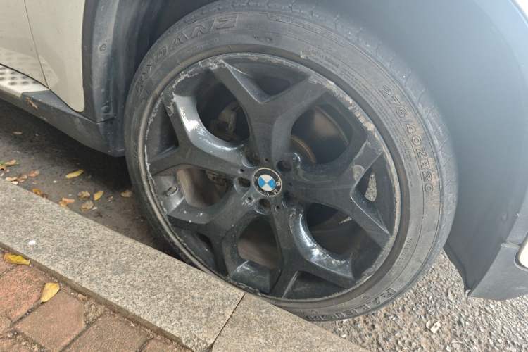Used BMW X6 2011 xDrive35i

