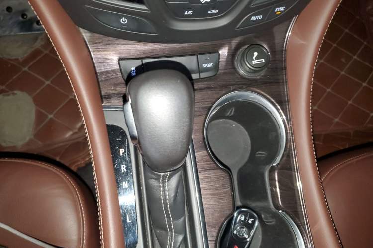 Used Buick Envision 2016 28T Four-Wheel Drive Elite Version