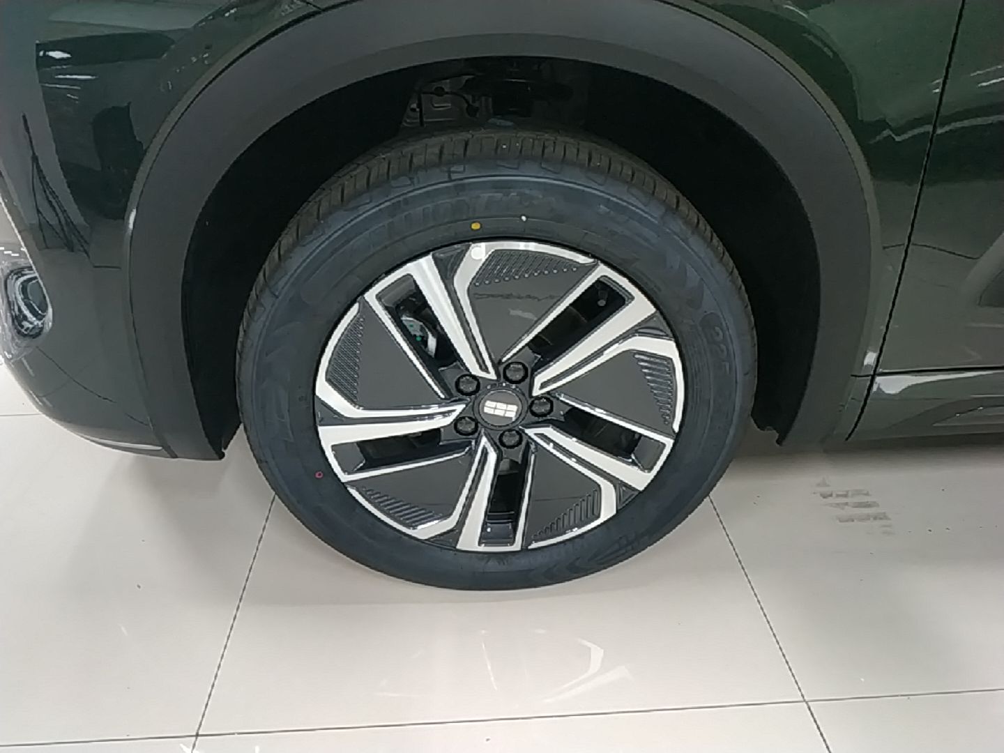 Geely Galaxy Xingjian 7 EM-i 2026 Model 130km Launch Edition — снимка 10