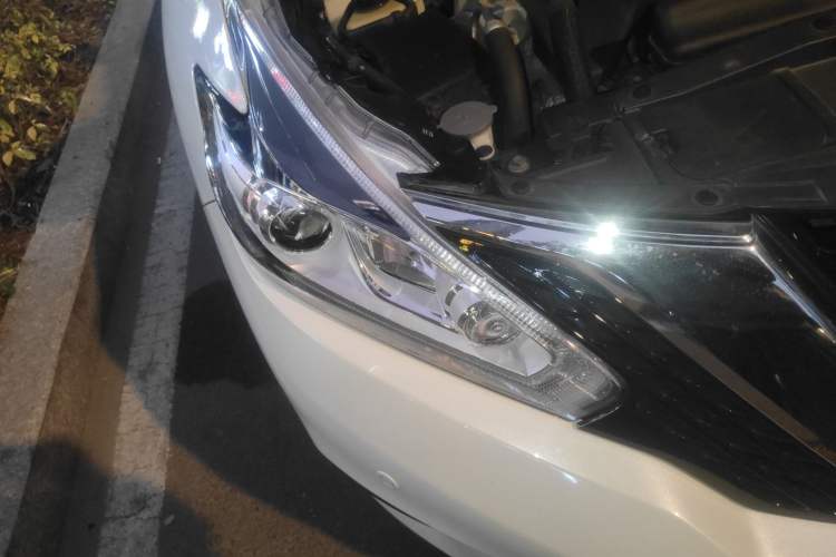 Used Nissan Murano 2021 2.5L XL Two-Wheel Drive Smart Connect Luxury Edition
